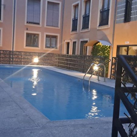 Encrucijada de Culturas- Apartamentos Turísticos Puerta de Aníbal Salamanca Exterior foto