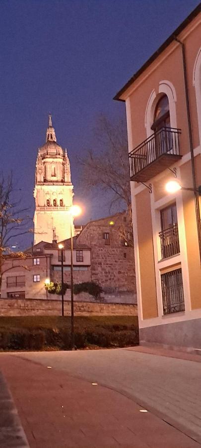 Encrucijada de Culturas- Apartamentos Turísticos Puerta de Aníbal Salamanca Exterior foto